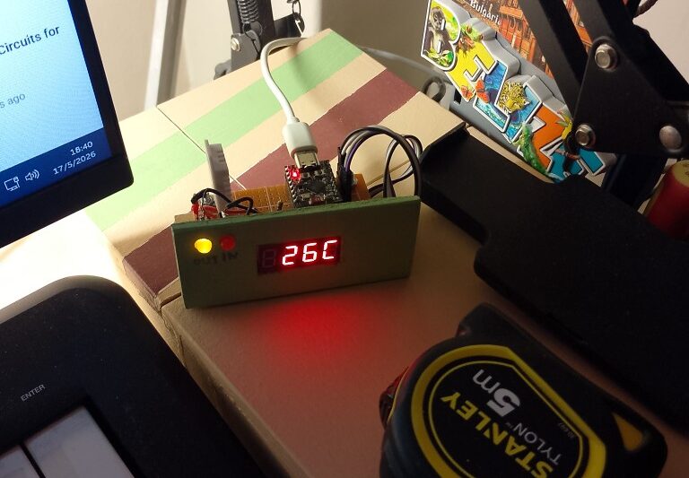 Mini weather station with temp display